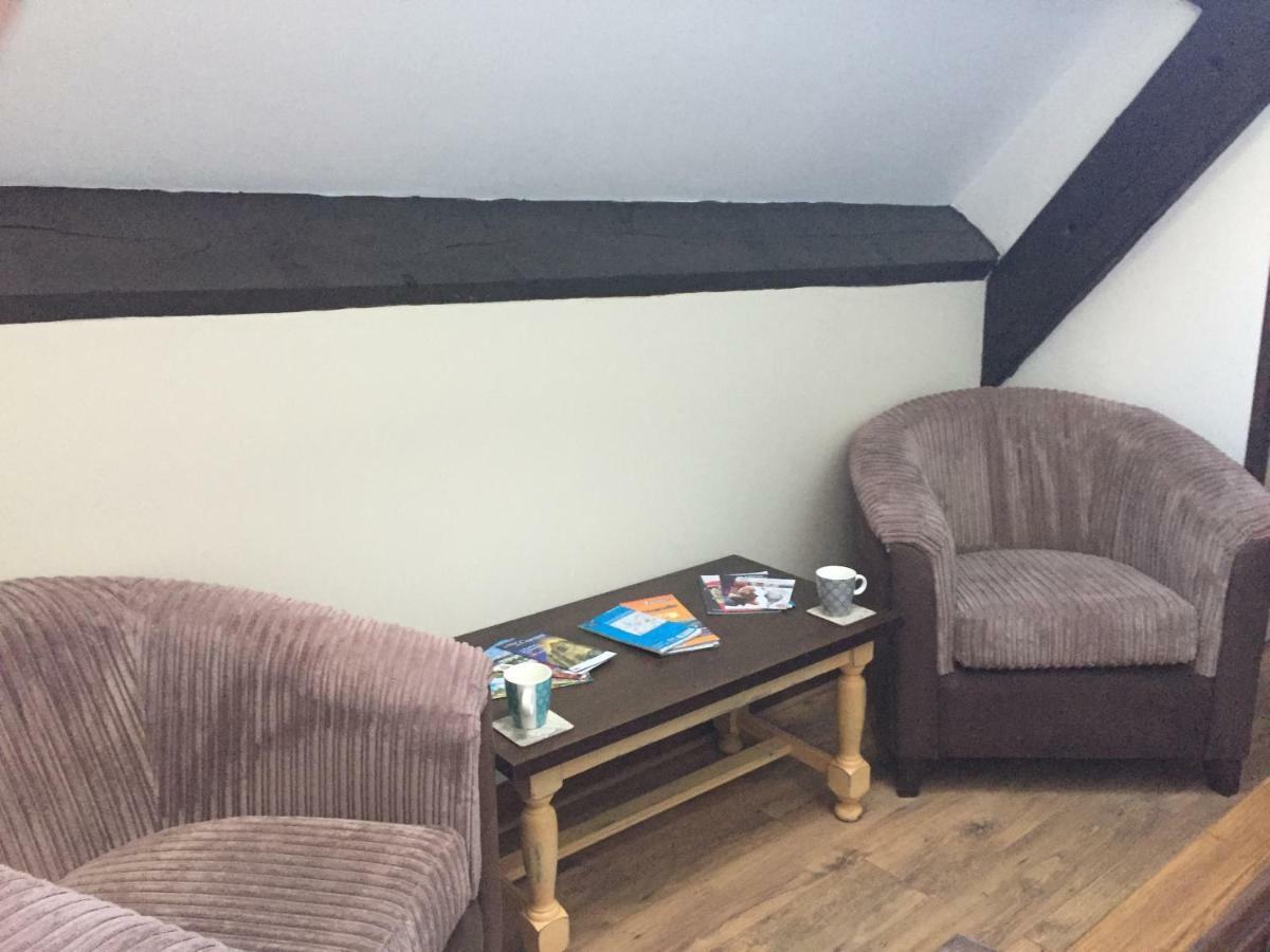 No 3 Route De Lingramiere Bed & Breakfast La Ferte-Mace Luaran gambar