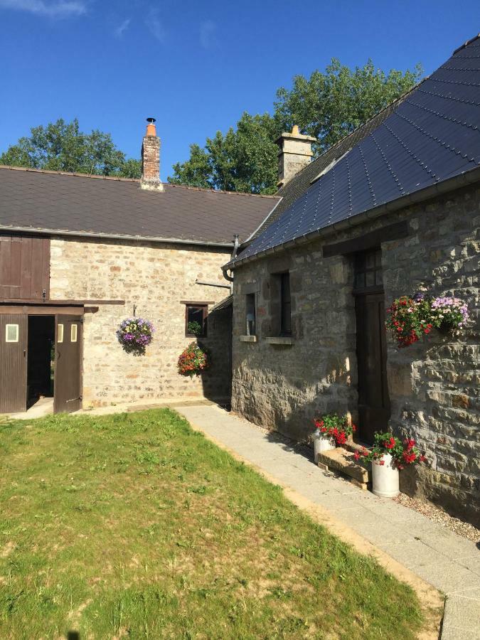 No 3 Route De Lingramiere Bed & Breakfast La Ferte-Mace Luaran gambar