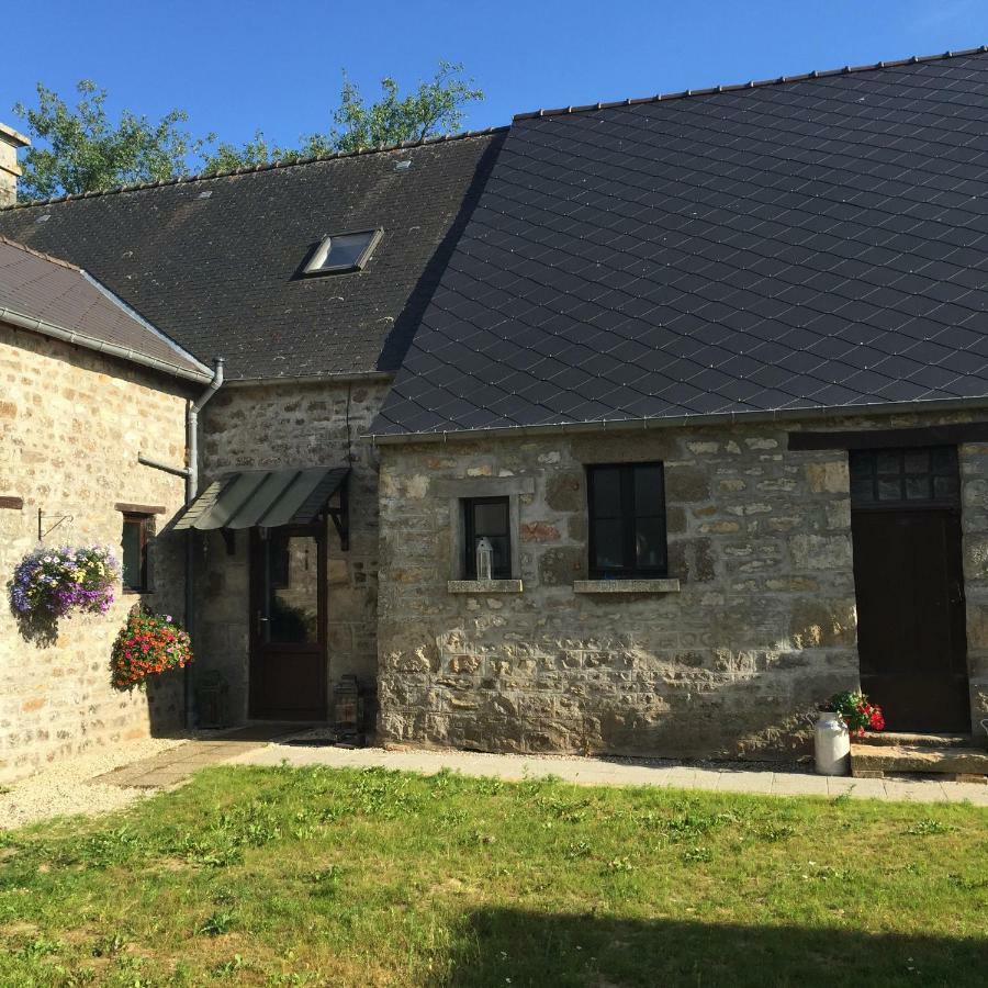 No 3 Route De Lingramiere Bed & Breakfast La Ferte-Mace Luaran gambar