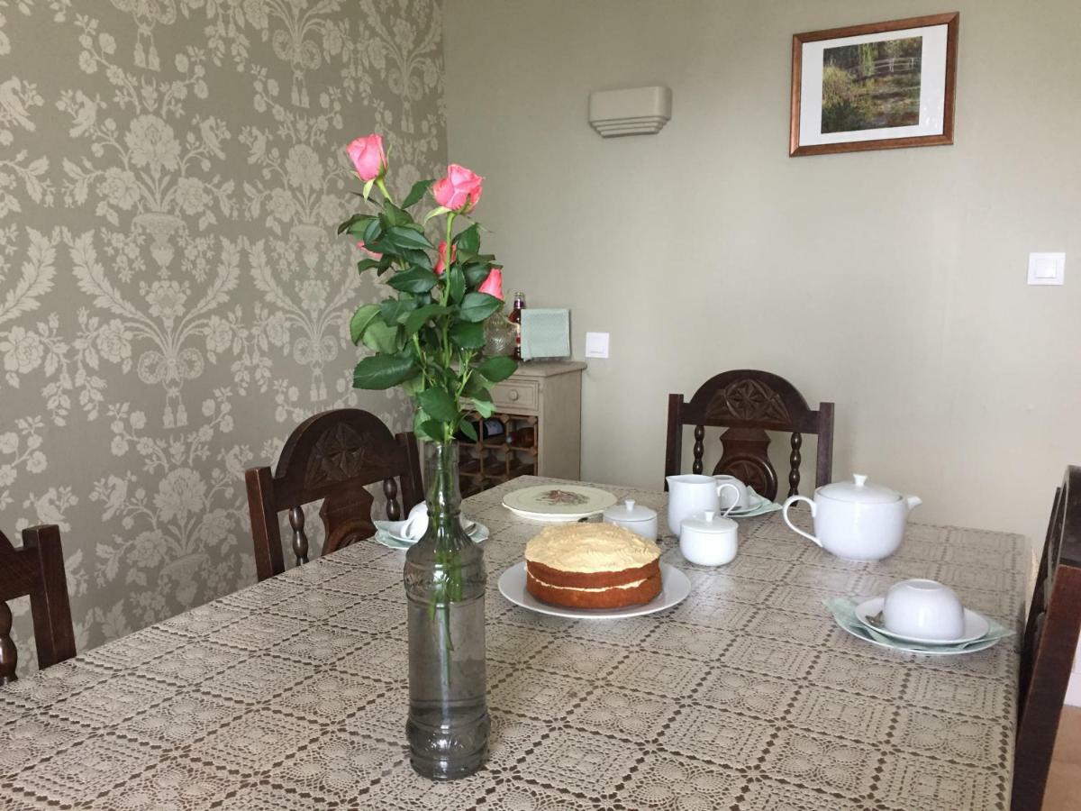 No 3 Route De Lingramiere Bed & Breakfast La Ferte-Mace Luaran gambar