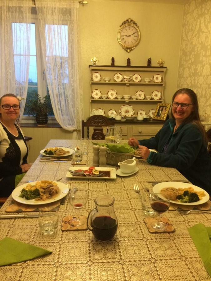 No 3 Route De Lingramiere Bed & Breakfast La Ferte-Mace Luaran gambar